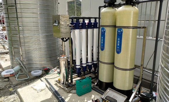 玉溪市項目部4噸超濾凈水設(shè)備